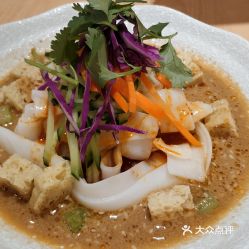 剪花娘子佛羅倫薩店秘制涼皮 用戶評(píng)價(jià)與口味解析